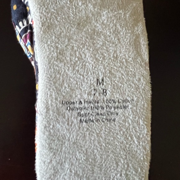 Vera Bradley slippers - Picture 4 of 7